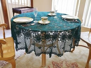 Crochet Tablecloth. Festive Round Tablecloth. Merlot & Everygreen. 70″RD.