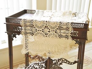 Crochet Runners. Irish Roses Runners. 16×54″, 16×90″. White