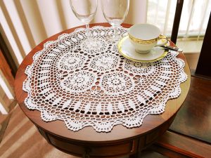 18" round crochet doilies