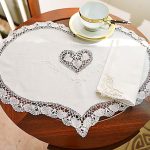 Cluny Lace Happy Hearts Placemats